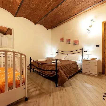 Sole-luna Apartment Colleoli
